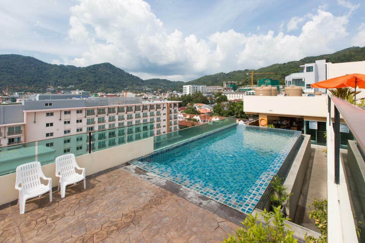 Hemingways Silk Hotel Patong Buitenkant foto