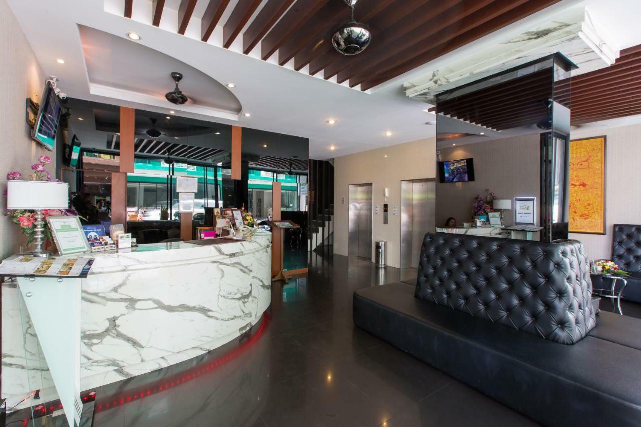 Hemingways Silk Hotel Patong Buitenkant foto